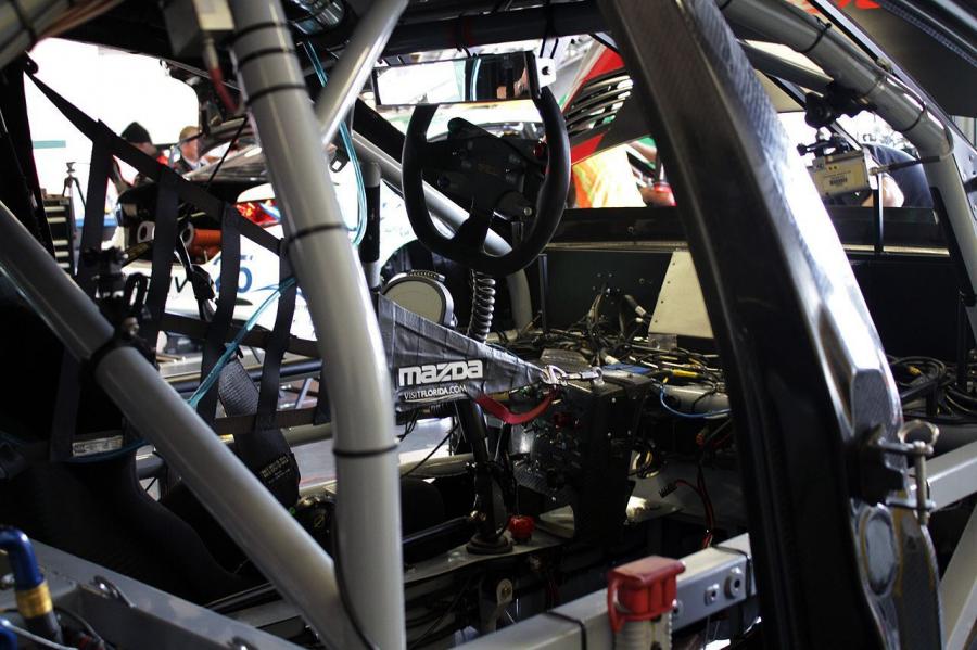  Mazda6 GX Grand-Am Racer 2013 года  (фото 14 из 15)